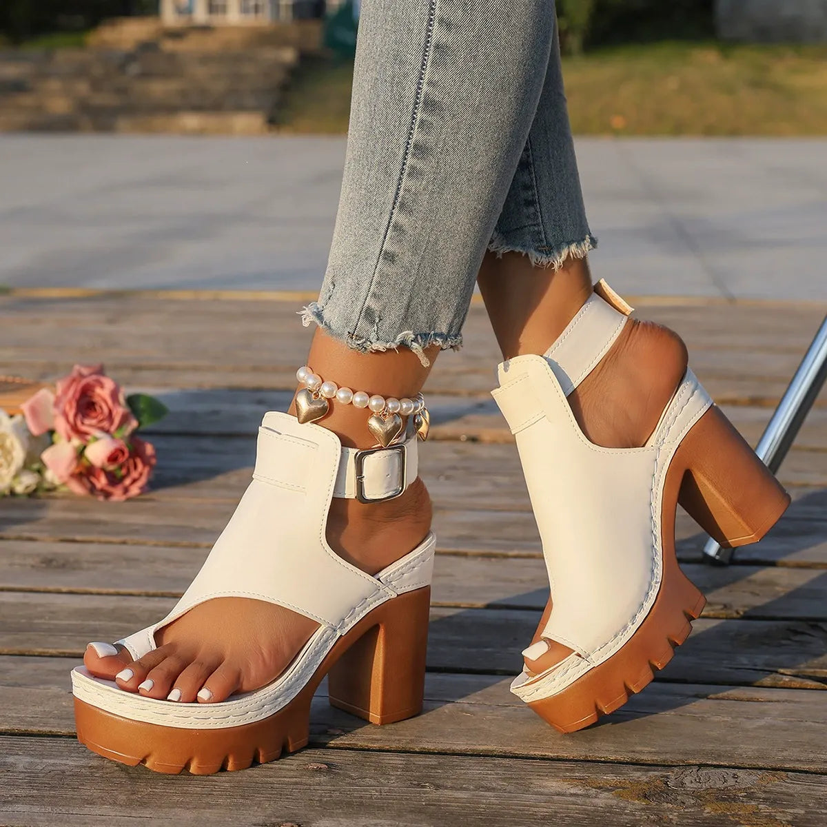 Harper™ Chunky Heel Buckle Sandal – Effortless Elegance, All-Day Confidence